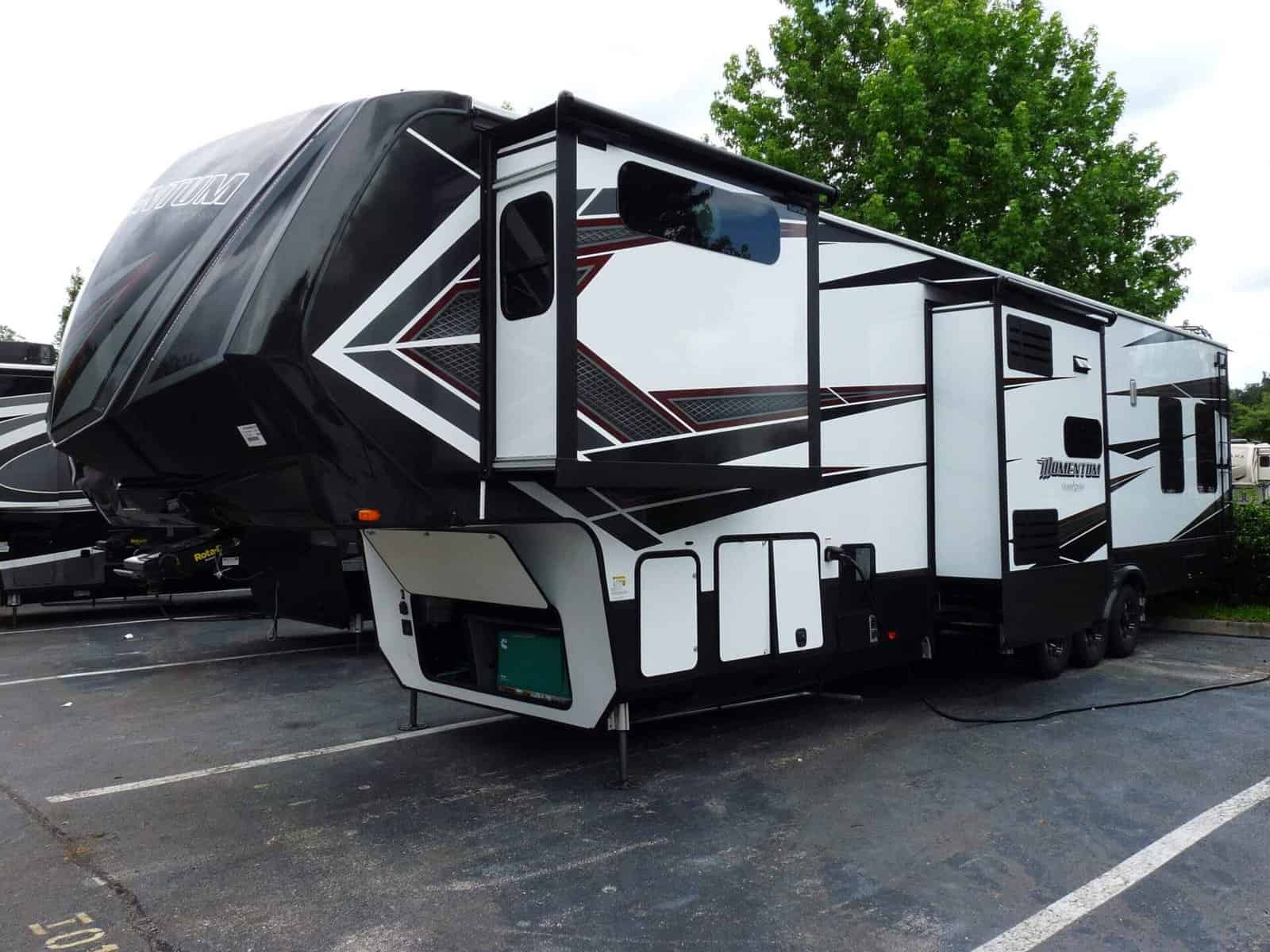 Best Fifth Wheel Brands And Manufacturers Who Builds Quality?