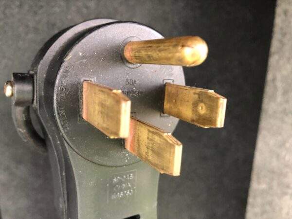 What does a 50 amp RV plug look like? This photo show you!