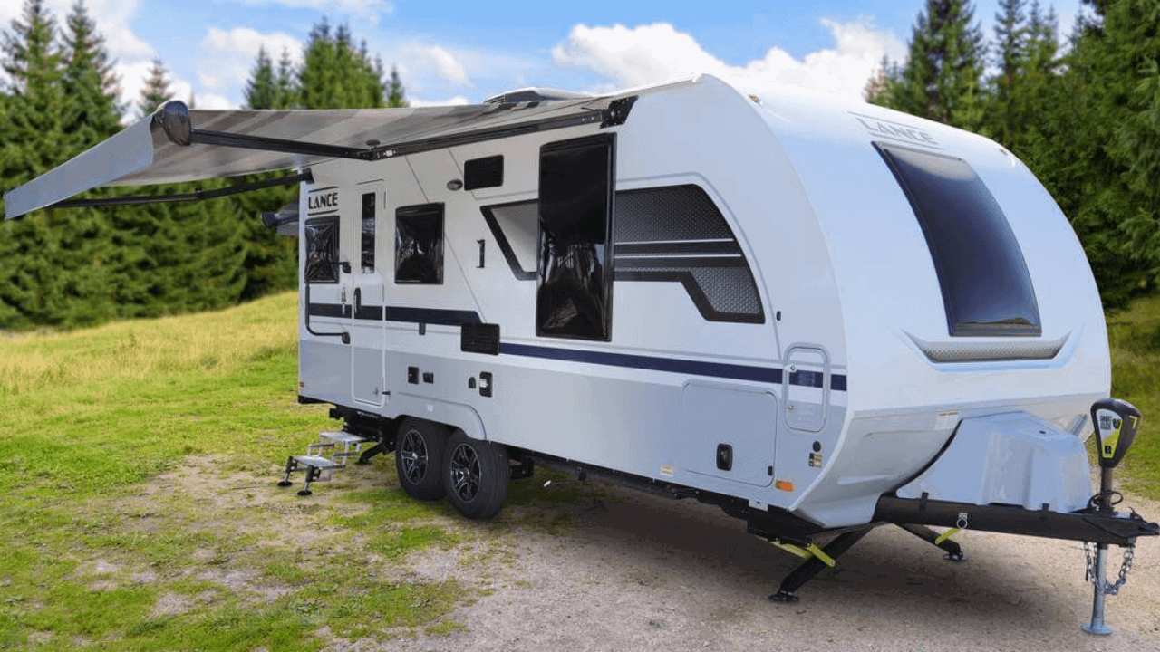 4 Season Travel Trailers - The Top Picks