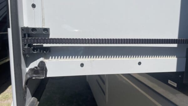 Slim-rack RV slide-out system