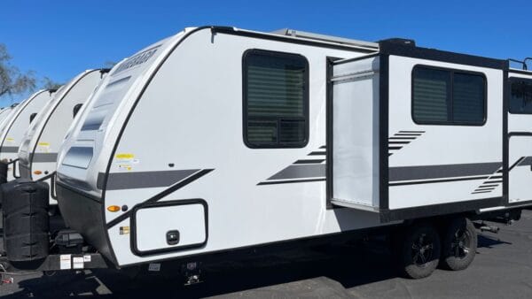 Travel trailer RVs